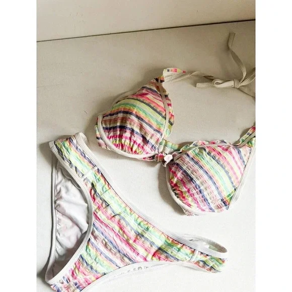 Victorias Secret Striped Seersucker 2 Piece Bikini Set  L/34D - Picture 8 of 9